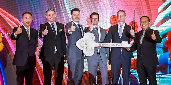 Handover of keys in Guangzhou